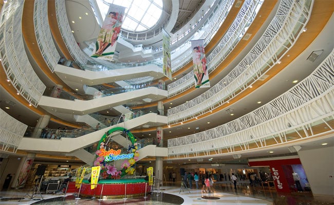 Dream Mall - khu thuong mai bac nhat Dai Loan 5