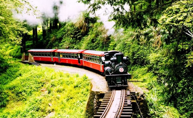 duong sat Alishan Railway 1